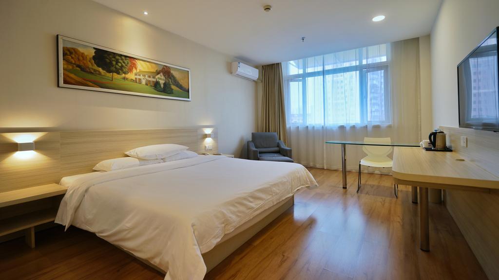 Hanting Hotel Shanghai Xujiahui מראה חיצוני תמונה